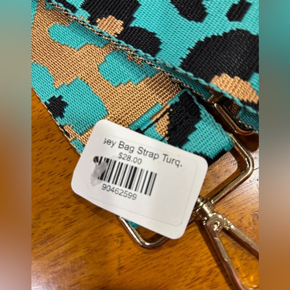 Leopard Print Adjustable Bag Strap - Picture 3 of 3